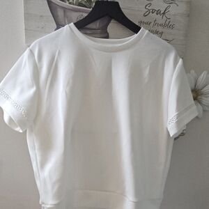 Elie Tahari Cream Short Sleeve Tee & Shorts Set